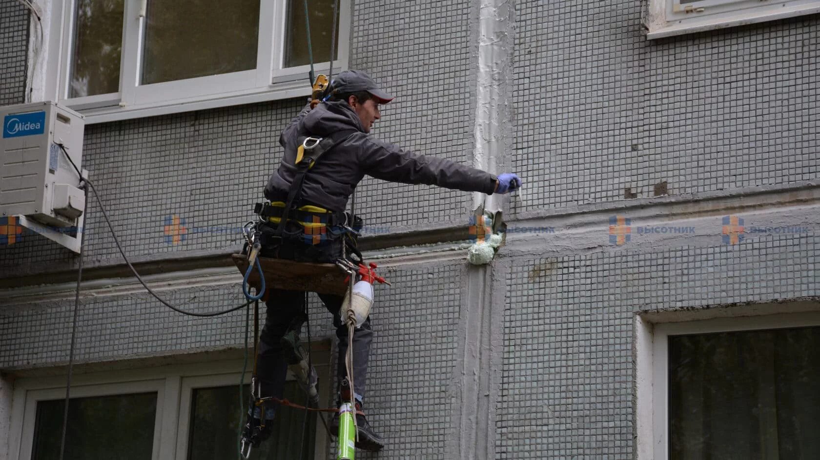 Герметизация фасада. Швы на фасаде. Герметизация межпанельных швов стыков. Швы на фасаде. Швы панельных домов.