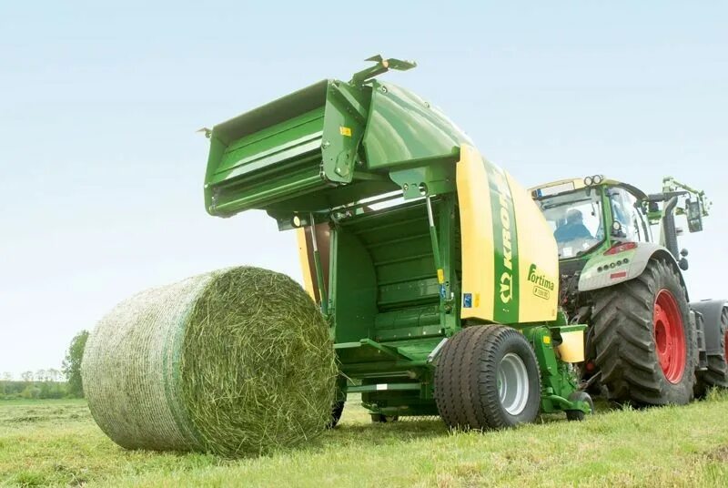 Пресс подборщик кроне. Пресс-подборщик Krone Fortima f1250 MC. Krone Fortima f 1250. Пресс подборщик Krone Round Pack 1250. Пресс подборщик Кроне с обмотчиком рулонов.