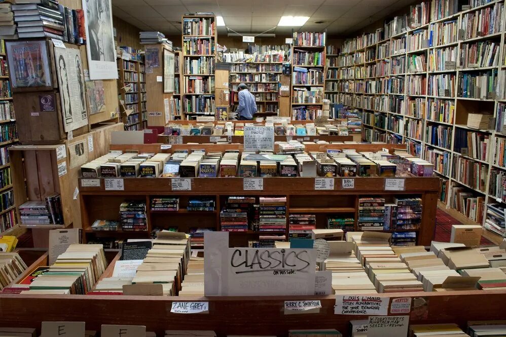 You can see many books in the