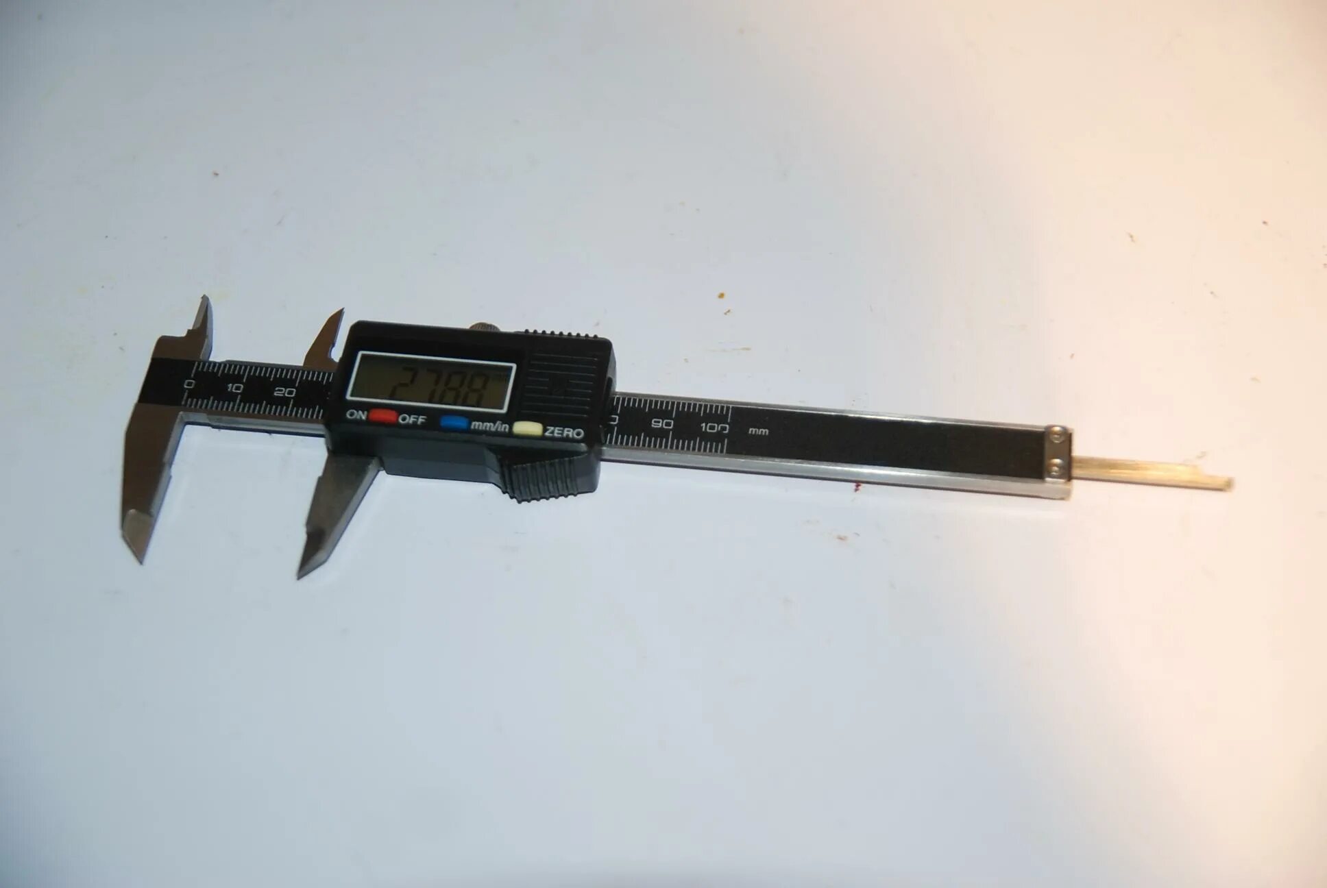 Шцц 0.01. Чиз шцц-1-150. штангенциркуль электронный шцц-1-150 0,01 оптима. штангенциркуль туламаш шцц-1-125 0.01 повер.. штангенциркуль шцц-i-150-0,01 (micron, 70557-18).