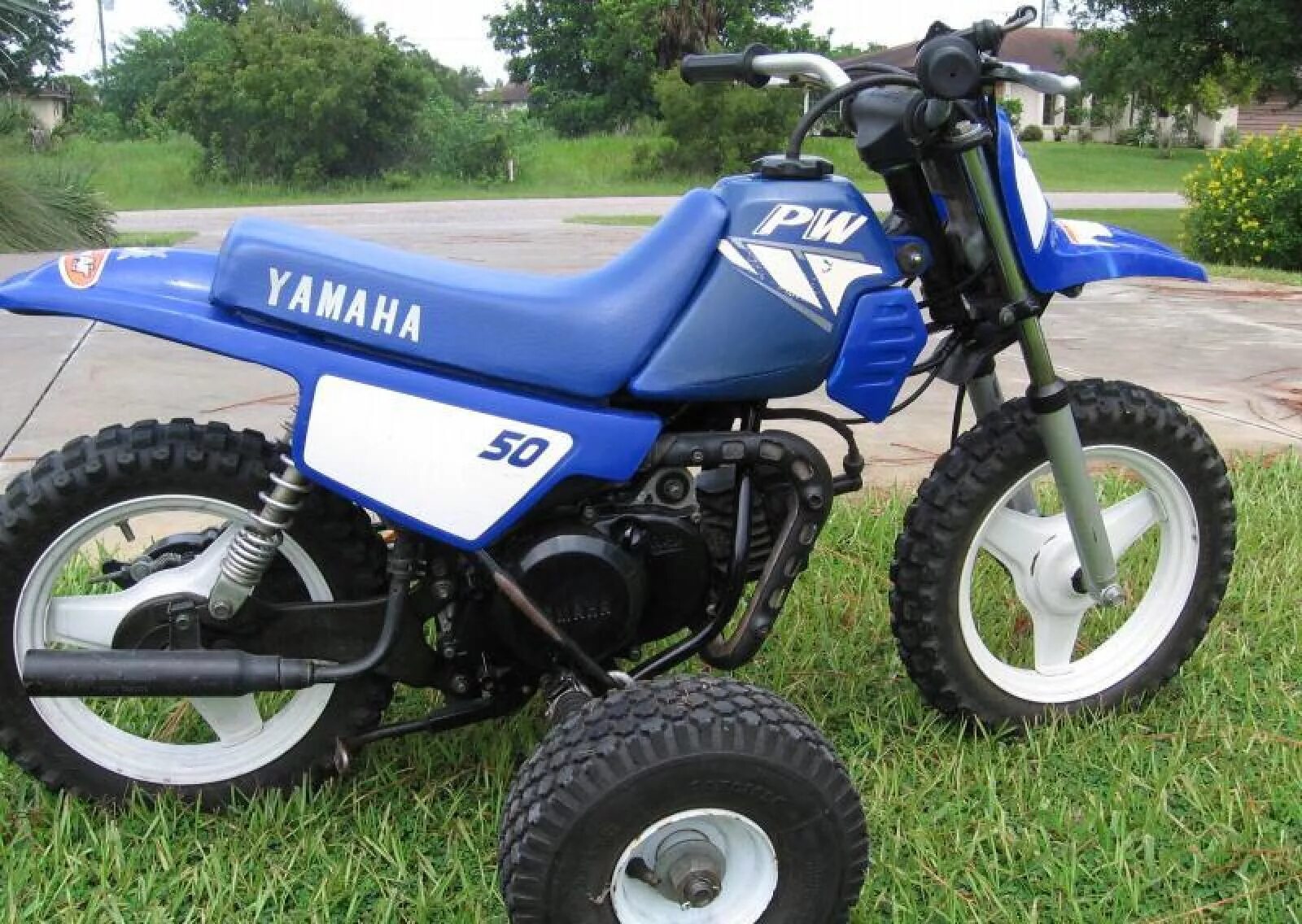 Yamaha 50 кроссовый. Yamaha pw50. Yamaha pw50. Детский мотоцикл yamaha pw50. Мотоцикл yamaha pw50.
