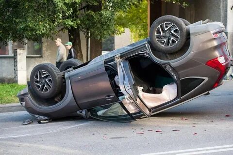 Автомобиль переворачивался
