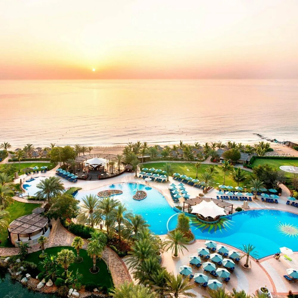 Le meridien al aqah beach resort. Эмират аль фуджейра. Le meridien фуджейра. Ле меридиан дубай фуджейра. Ле меридиан фуджейра.