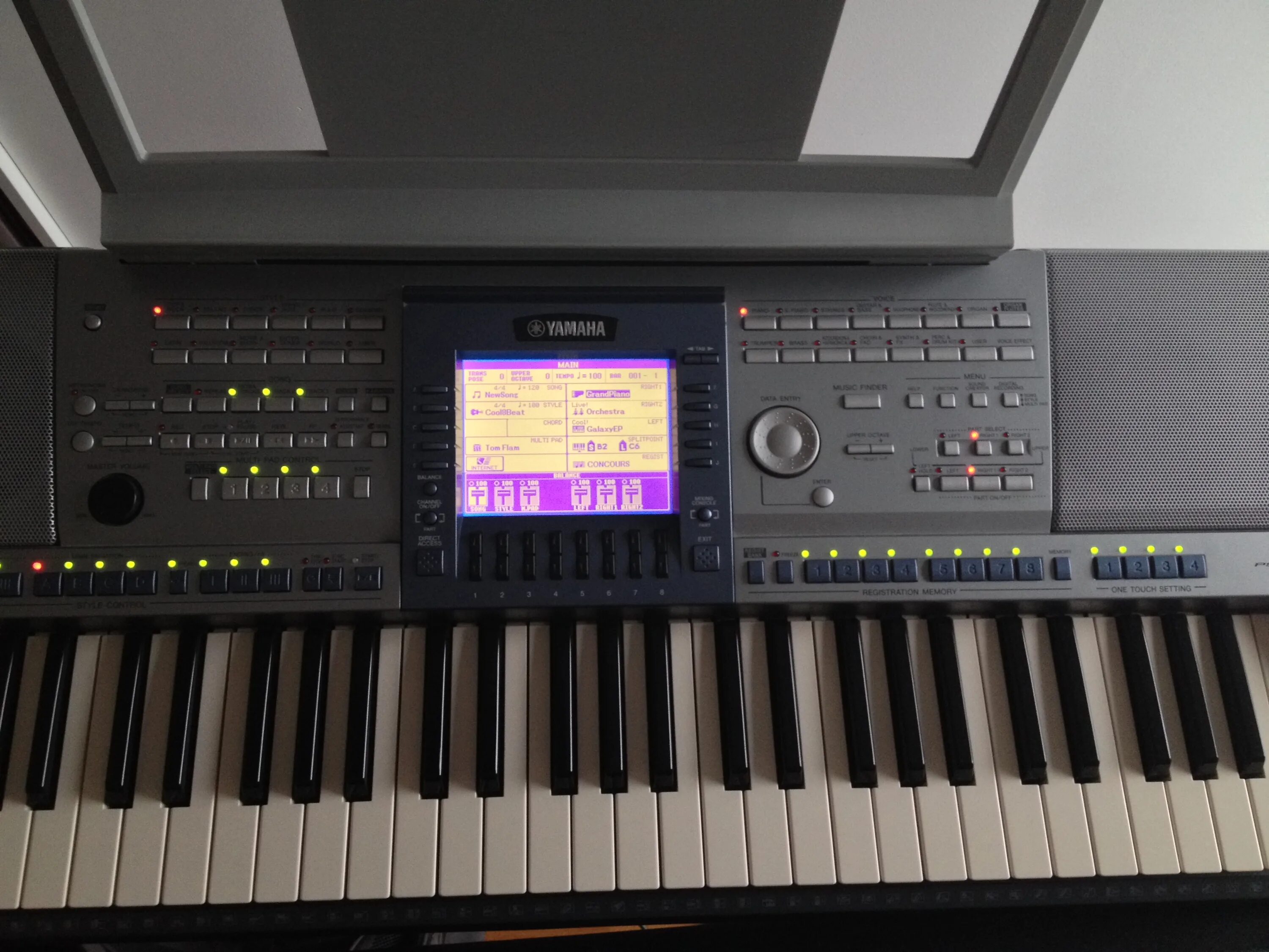 Синтезатор yamaha psr-340. Yamaha 1500. Yamaha psr-320 дисплей. Psr-1500. Yamaha 1500.