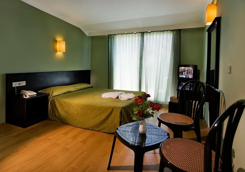 Larissa hotel. Бельдиби кемер турция лариса. Larissa beldibi hotel 4. Бельдиби отель лариса 4 звезды. Отель лариса в турции в кемере.