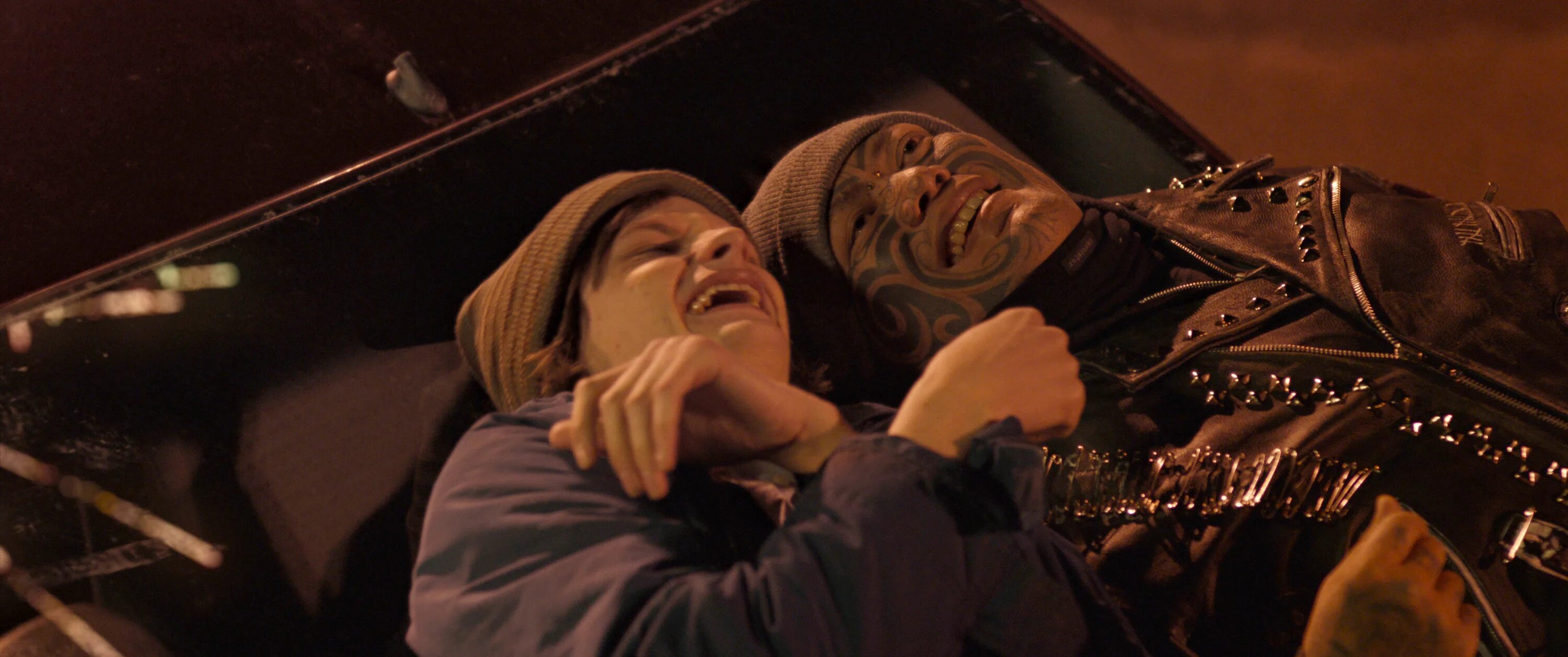 Drunk walk home mitski. Автобус фильм 2016. Drunk bus. Пьяный автобус фильм 2020. Фильм про маршрутку.