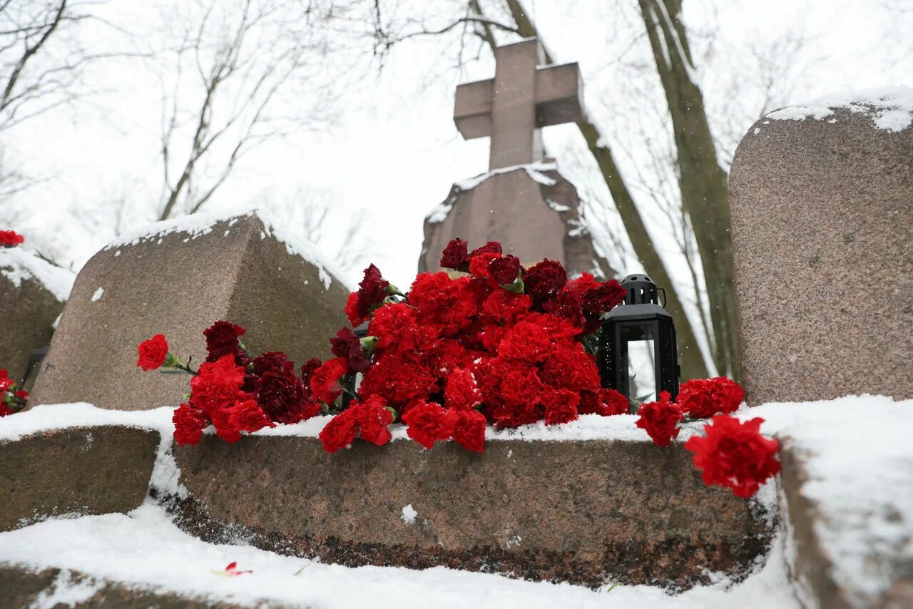 Смерть грузинкам. Нугзар Шария актер. Нугзар Шария актер показать фото.