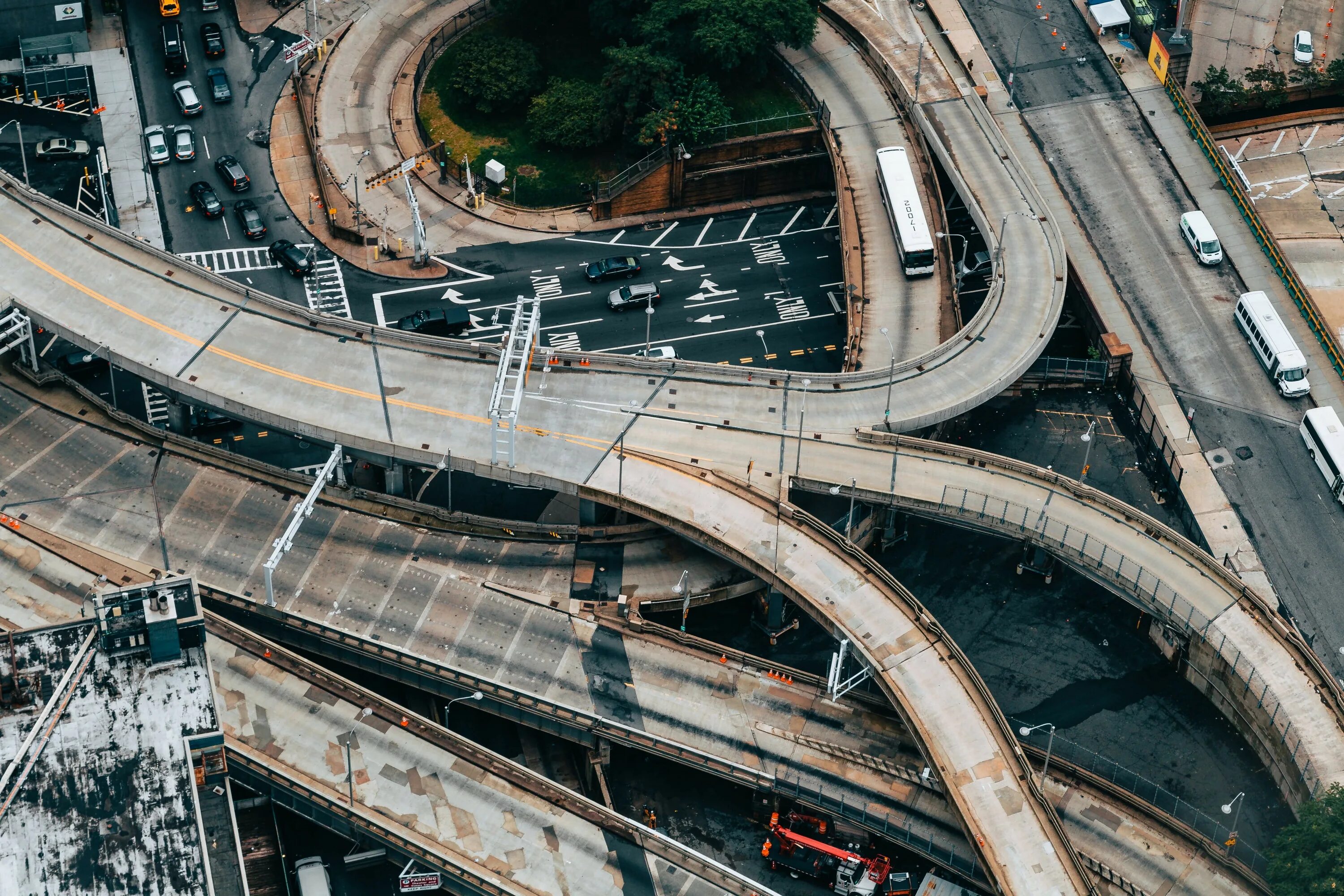 Городская эстакада. Overpass. Бостон эстакады через весь город. Freeway Overpass. Эстакада над городом