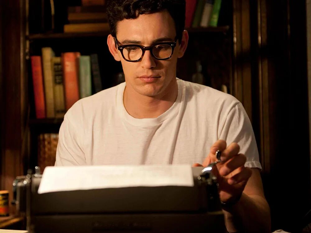 Писатель книги после. Писатель книги после