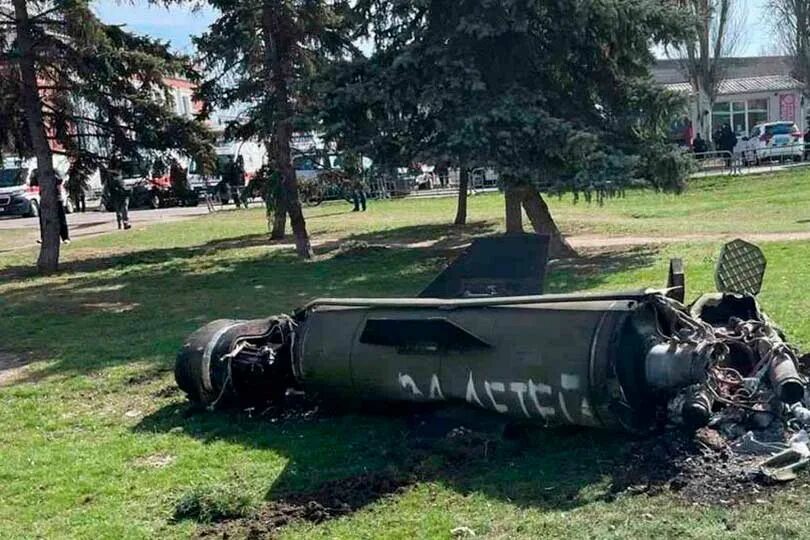 Точка у краматорск номер. Краматорск ракета. Точка у краматорск. Краматорск ракетный удар вокзал. Краматорск вокзал точка у.