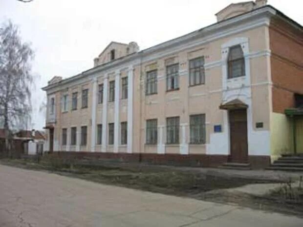 Гимназия 12 державина тамбов. Форма двенадцатой гимназии тамбов. Школа 12 тамбов. Школа 12 тамбов. 12 гимназия тамбов 2 корпус.