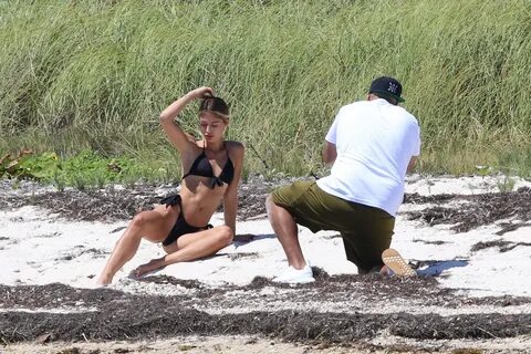 Nicky Jam & Cydney Moreau Were Seen on the Beach in Miami (21 Photos) .