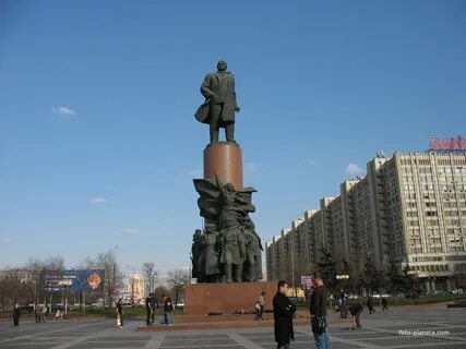 Самый большой памятник в москве