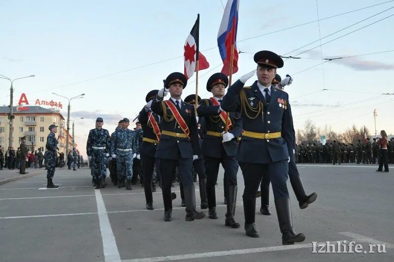 Парад Победы 2022 в Ижевске. Репетиция парада Победы Ижевск 05.04.22. День Победы в Ижевске. Парад 9 мая Ижевск. 5 мая ижевск