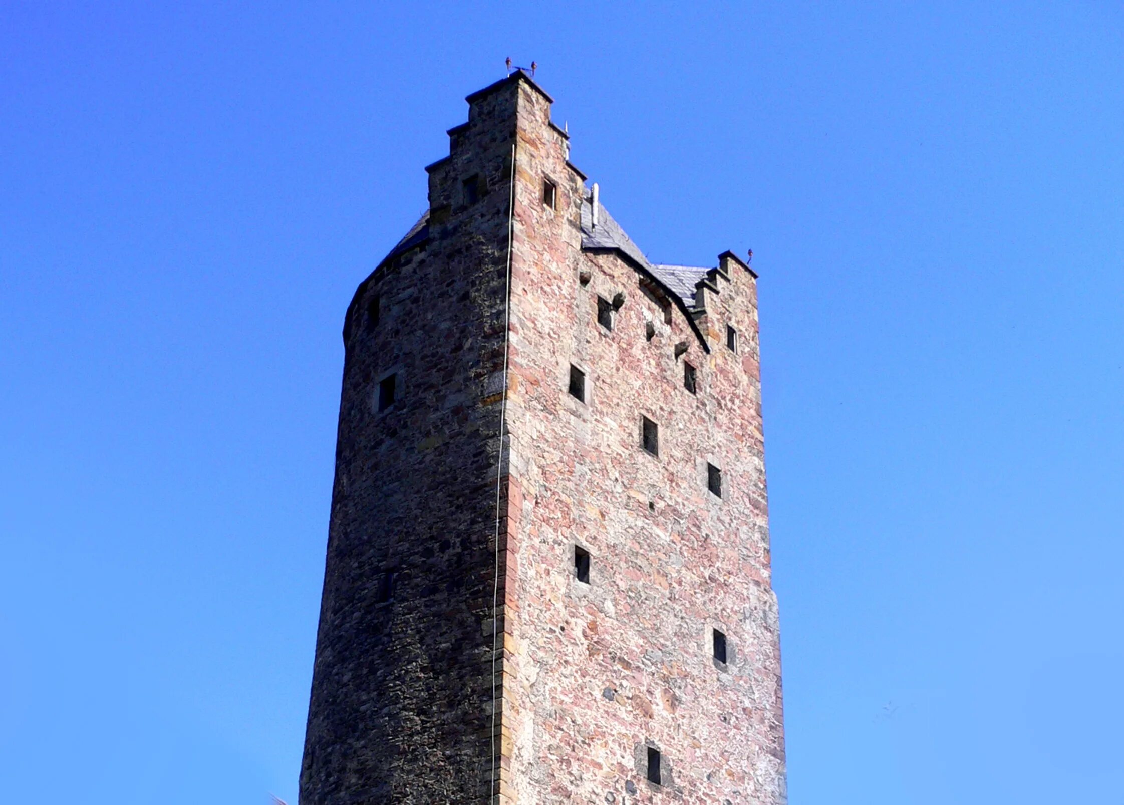 Fortress building. Брейгевская башня. Башня замка. Замок с квадратными башнями. Квадратная башня.