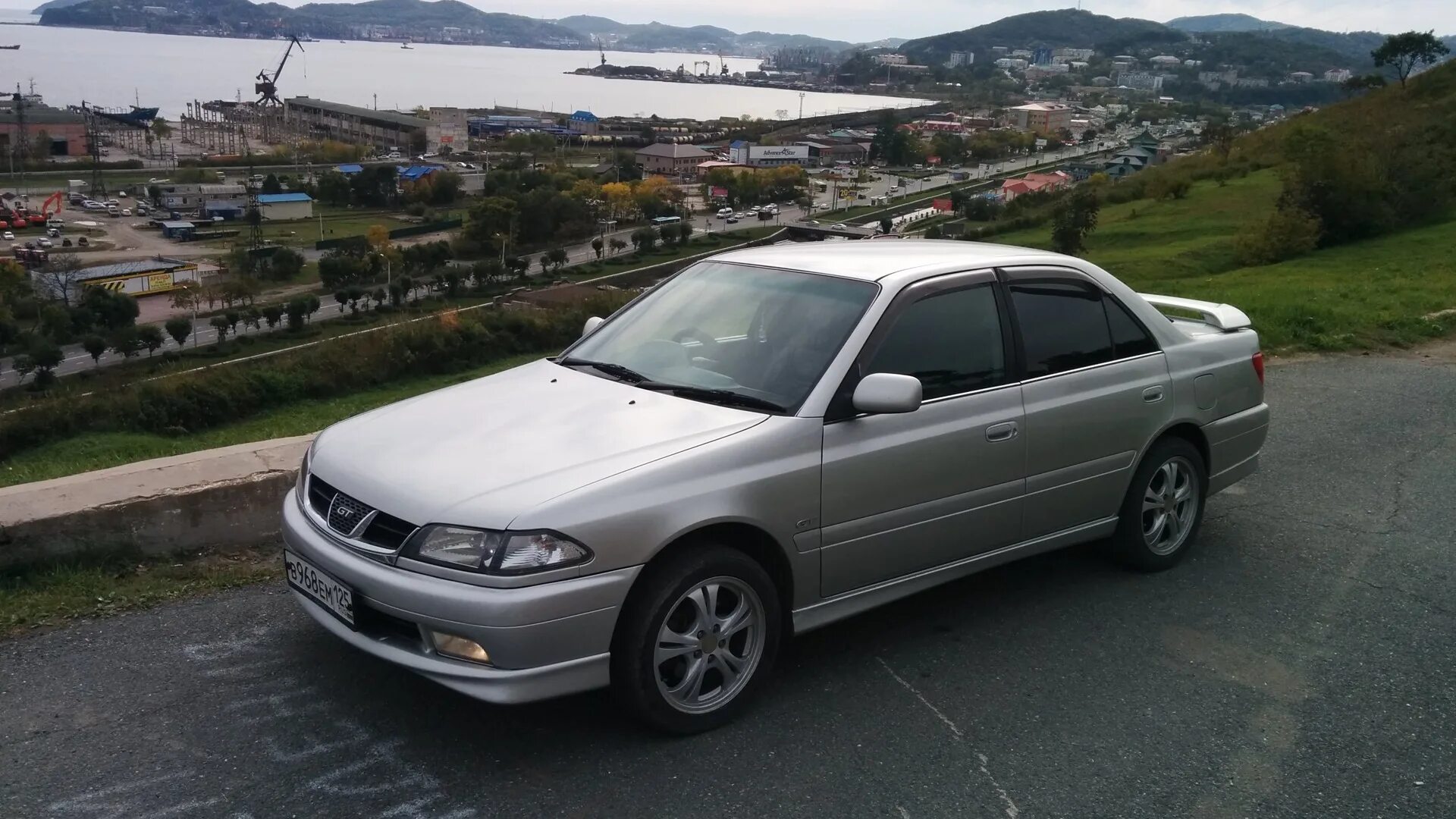 Тойота 1999 года праворульная. Toyota carina 2000 года. Toyota carina 2000. Carina 2000. Toyota carina 2000.