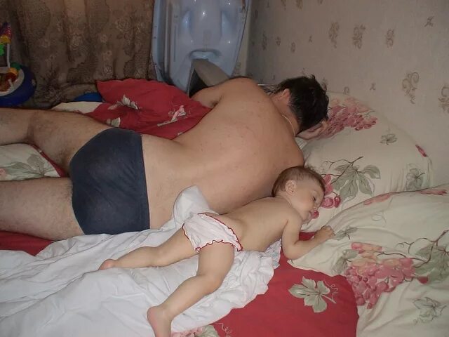 Мама Спит Голая