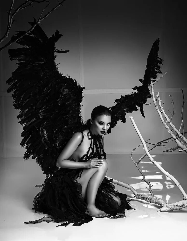 Джулия баретто в джинсах. Модель ксения махонина. Милена литвиновская. Фотосессия в студии. Идеи фотосессии для девушки в студии необычно.