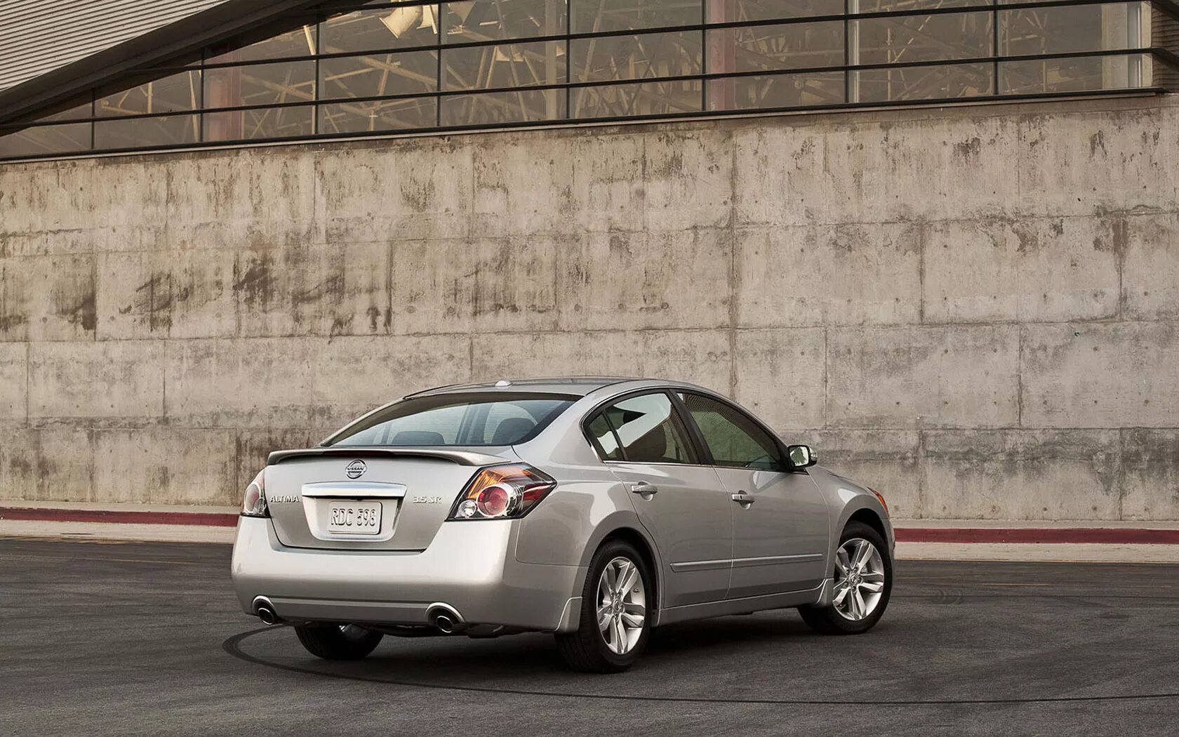 Москва фото ниссан. Nissan altima 2010. ниссан седан альтима. ниссан альтима 2010г. nissan altima 2010 седан.