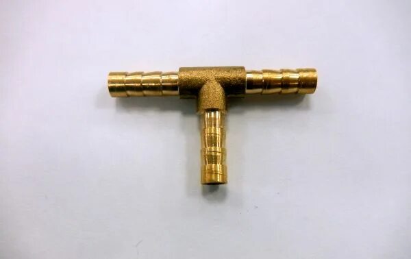 Тройник латунный 4мм. Тройник 6. Тройник фитинг латунный под трубку 22х18х14мм. Тройник 4mm. Тройник 6.