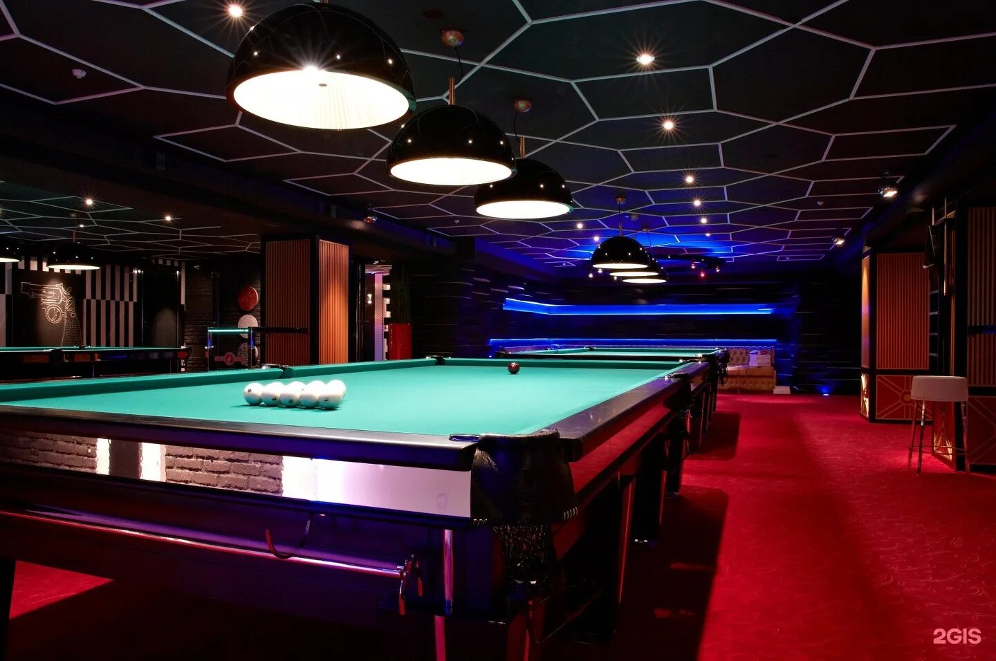 Бильярдные саратов. Калининград Сити джаз клуб. Billiard Club. Клуб w Калининград. Клубная 11 Калининград.