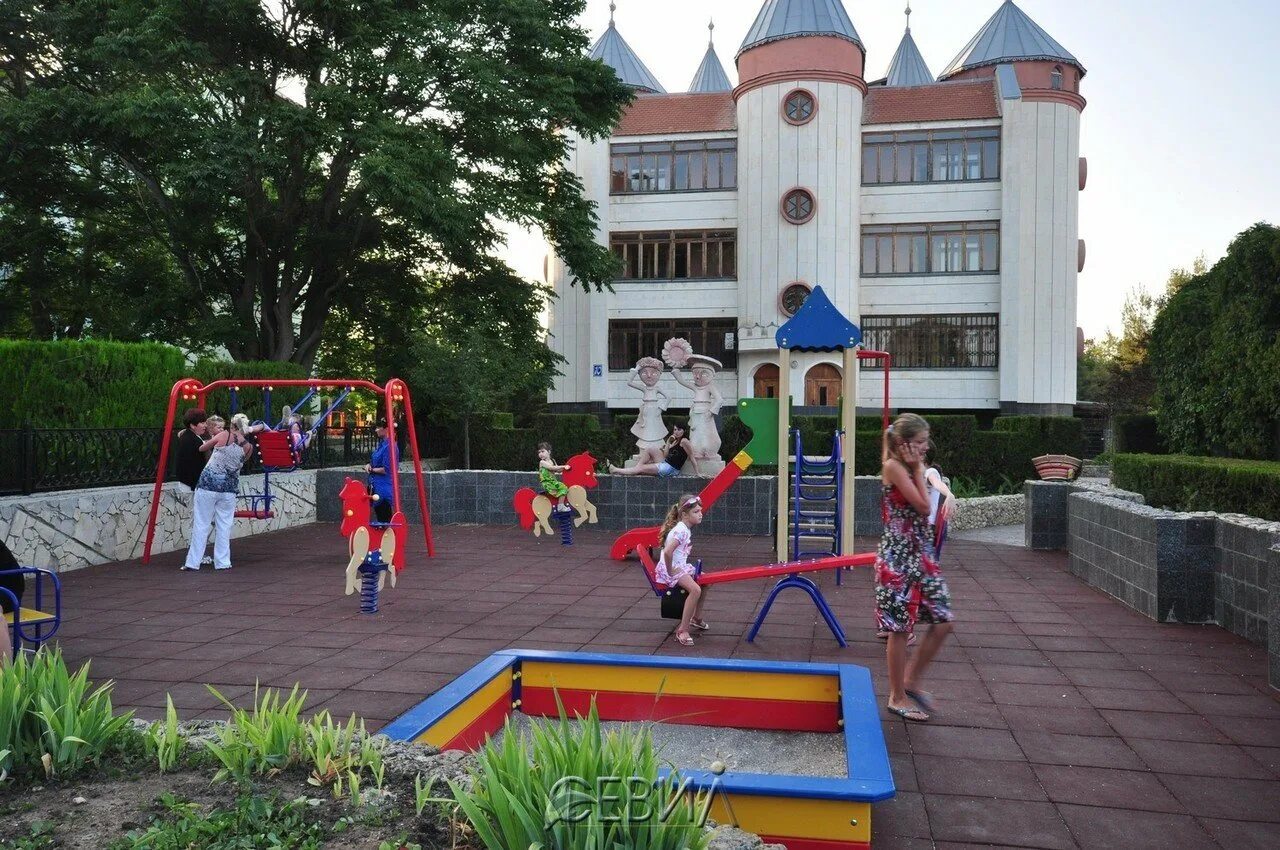 г саки крым санаторий полтава. крым евпатория орленок. санаторий лучистый евпатория. лагерь мечта евпатория. санаторий мечта крым.