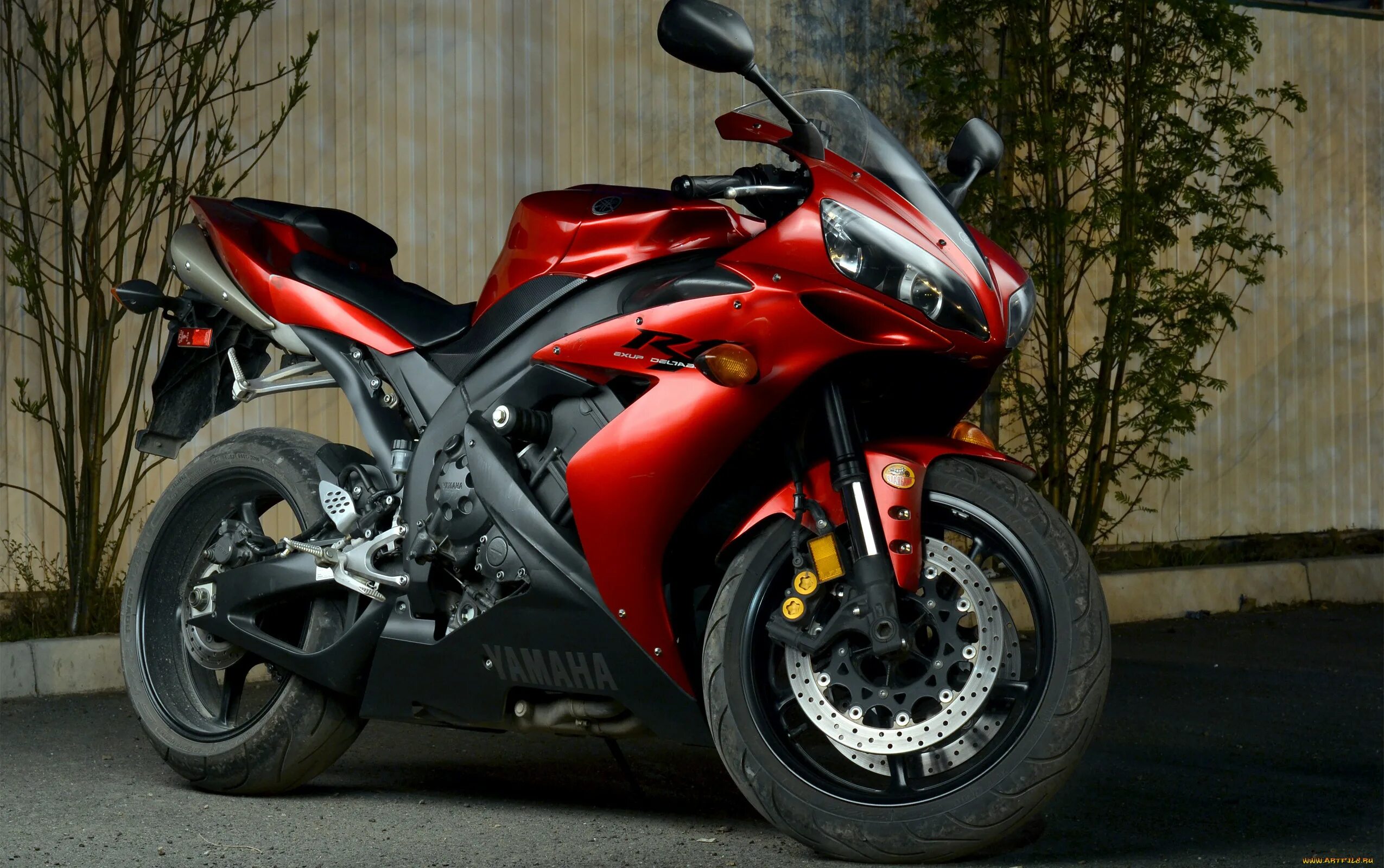 Мото Yamaha r1. Yamaha r1 Red. Байк Ямаха р1. Мотик Ямаха р1. Мотоцикл yamaha r1