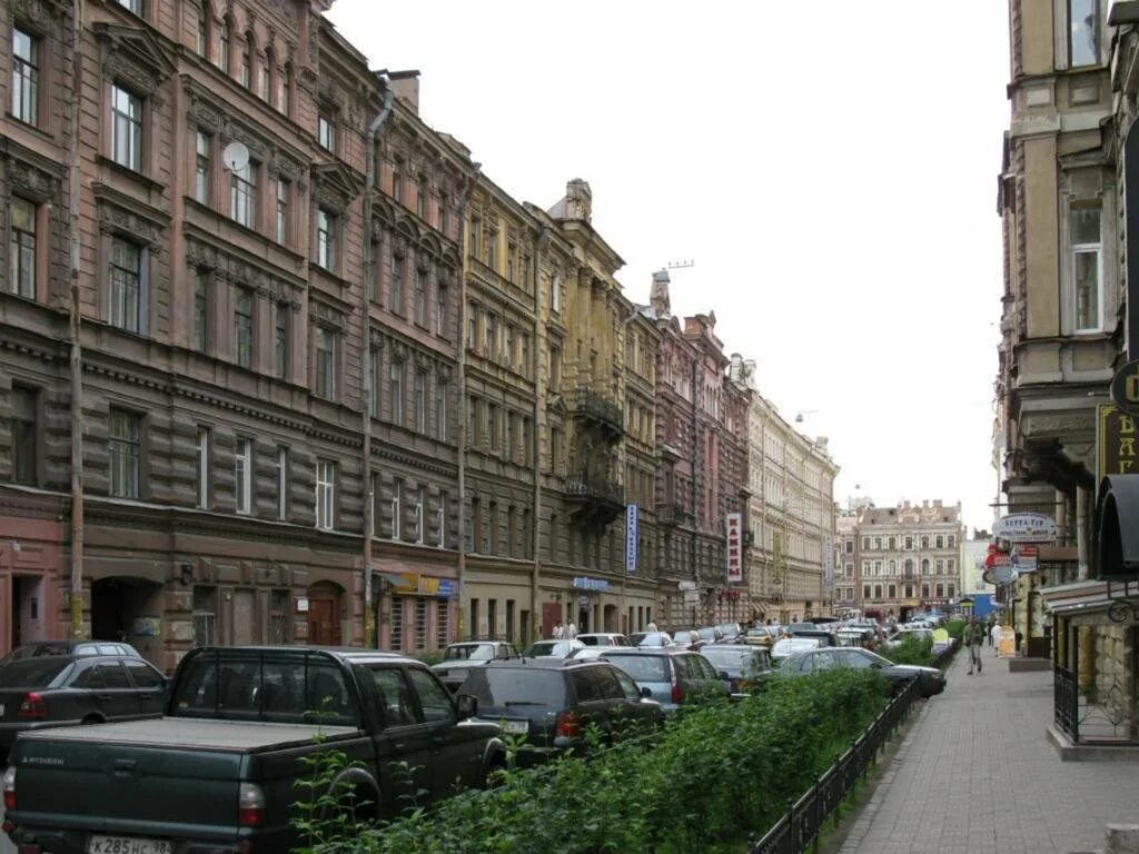 Улицы пушкина санкт-петербург. Красота улицы пушкинской. Пушкинская площадь тверской бульвар. Пушкинская улица ростова на дону. Пушкинская ночью.