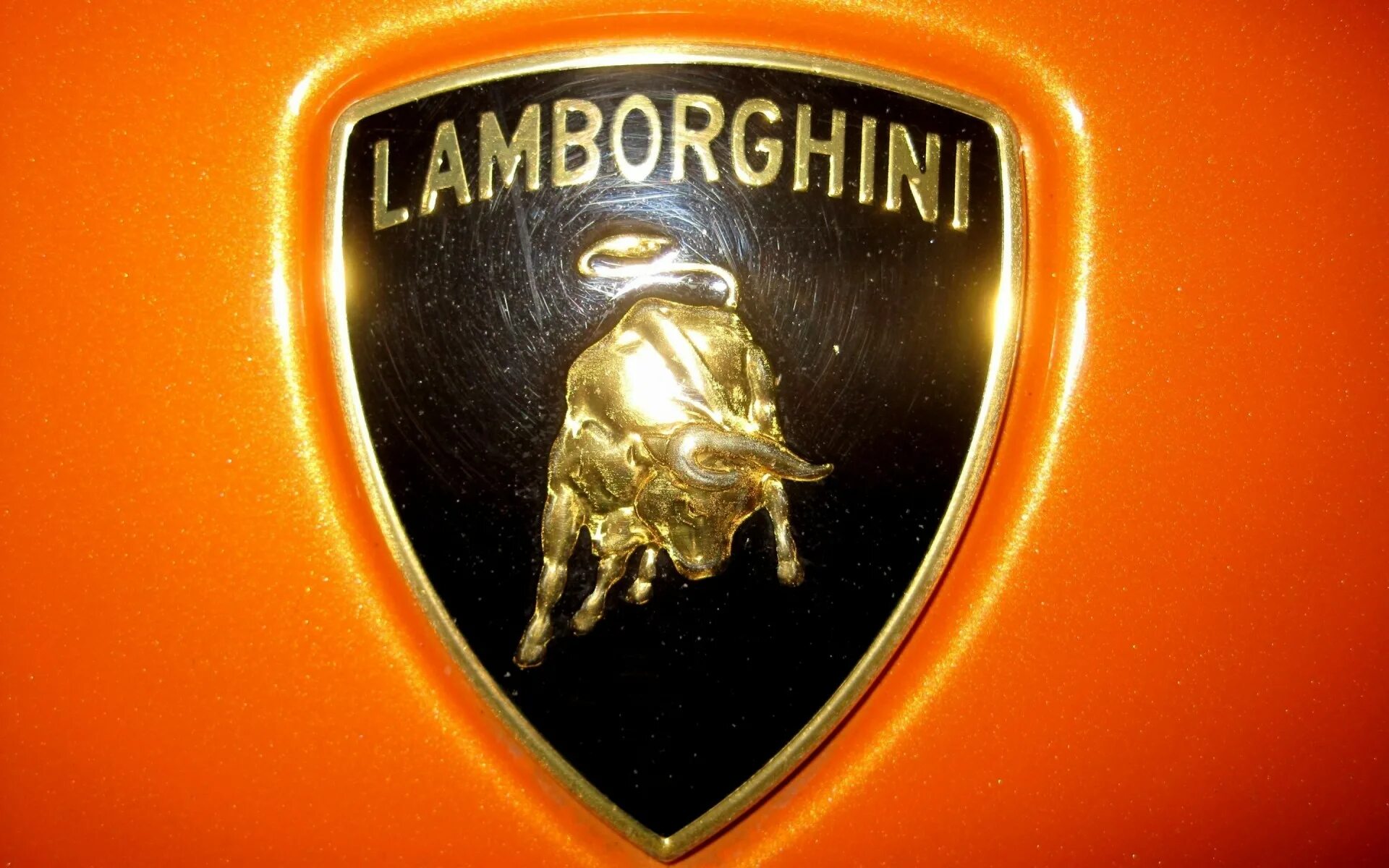 Ламба значок. Lamborghini значок. Марки автомобилей Ламборджини. Ламборгини знак машины. Марка машины с быком.
