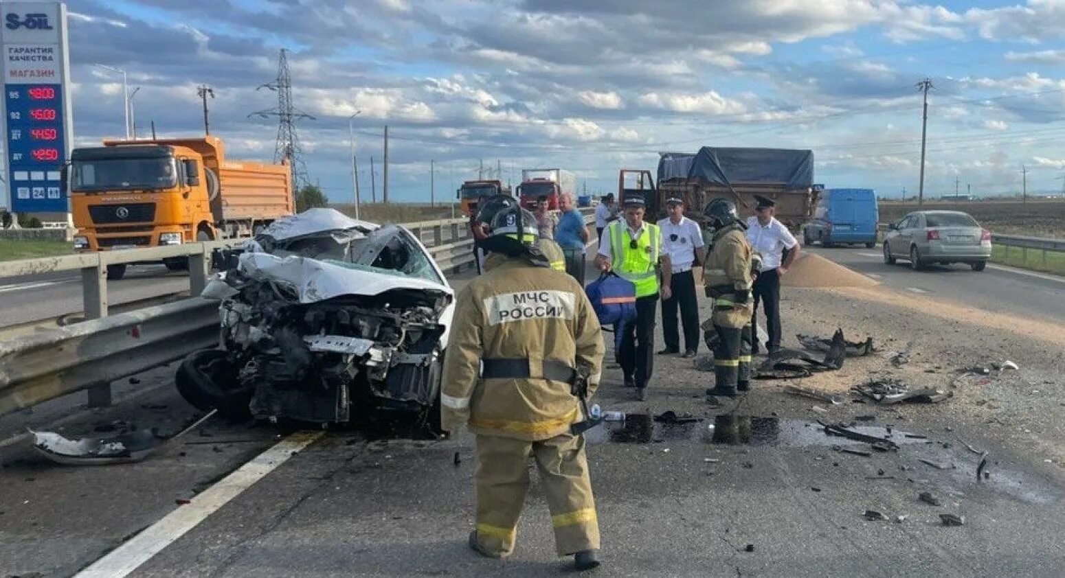 Происшествие край. Дтп м4 дон краснодарский край. авария на трассе м4 вчера.
