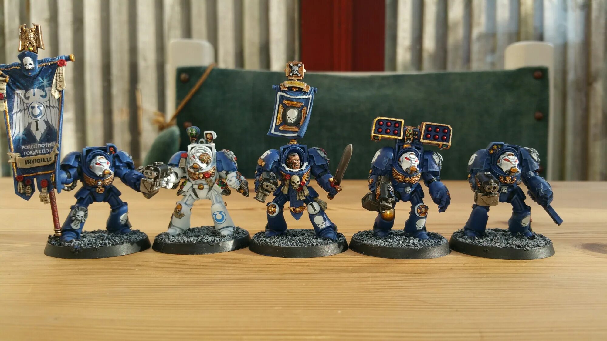 Вархаммер 40000 хаос арт. Вархаммер 40000. Отряд вархаммер. Космический десант вархаммер 40000. Серые рыцари рабочий стол.