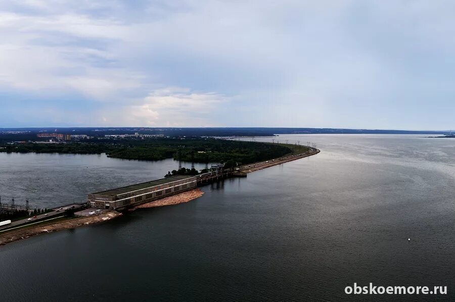 Обское море ГЭС Новосибирска. Новосибирск шлюзы Обское водохранилище. Набережная ОБЬГЭС Новосибирск. Обское море набережная Новосибирска.