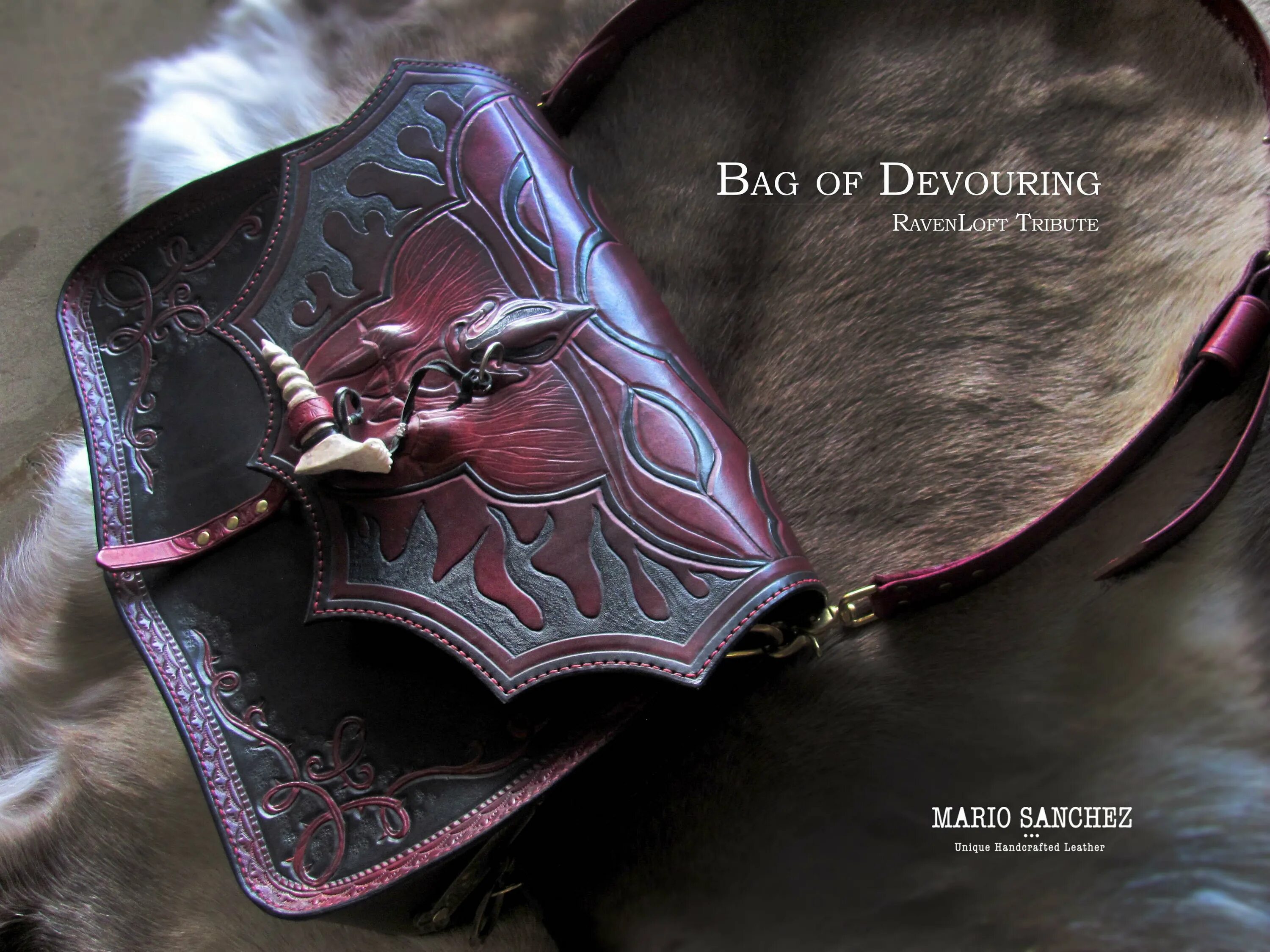 Магическая сумка арт. Сумка фэнтези. Соберите материалы для создания волшебных сумок. Сумочка гермионы грейнджер. Сумка путешественника.