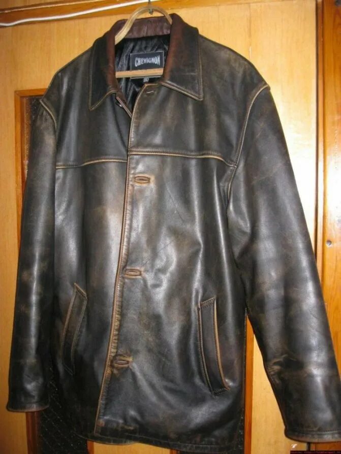 Переделка кожаной куртки. Переделать кожаную куртку. Старые кожаные пуховики. Переделка старой кожаной куртки. Как обновить кожаную куртку.