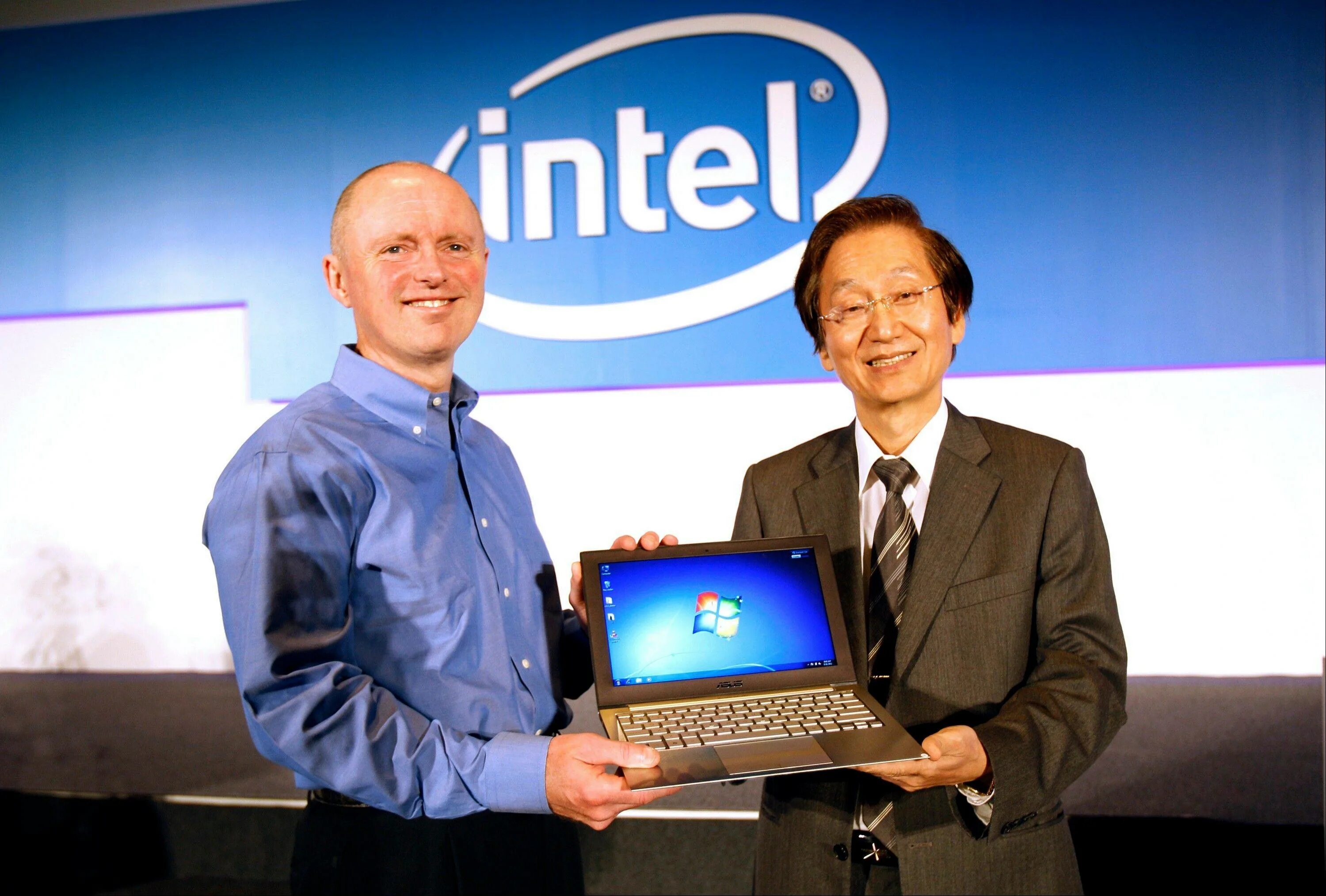 Интел лет. Интел компания. корпорация intel. intel американская компания. основатели интел.