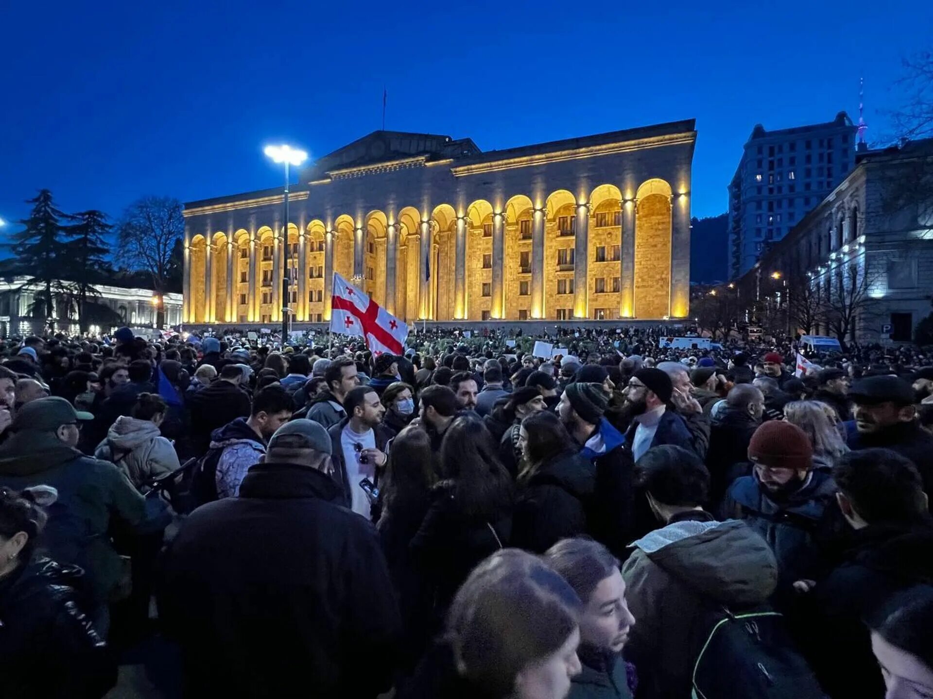 Отзывы грузии 2023. Майдан в Грузии 2023. Митинги в Тбилиси 2023. Тбилиси март 2023 митинг. Майдан 2013.