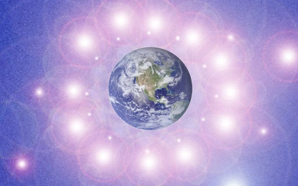 земля и вселенная. информационное поле вселенной. над сияющей землей. царство небесное , небесный иерусалим. солнечные лучи.