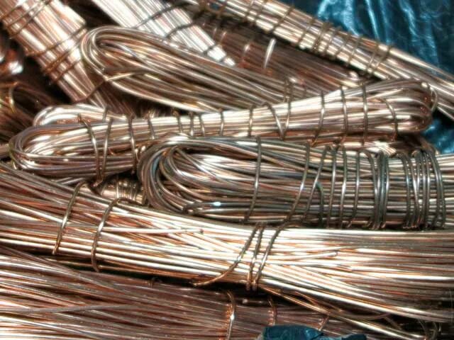 Есть ли в проводах медь. Лом меди. Алюминиевый кабель лом. Медь или алюминий. Медь или алюминий для проводки.