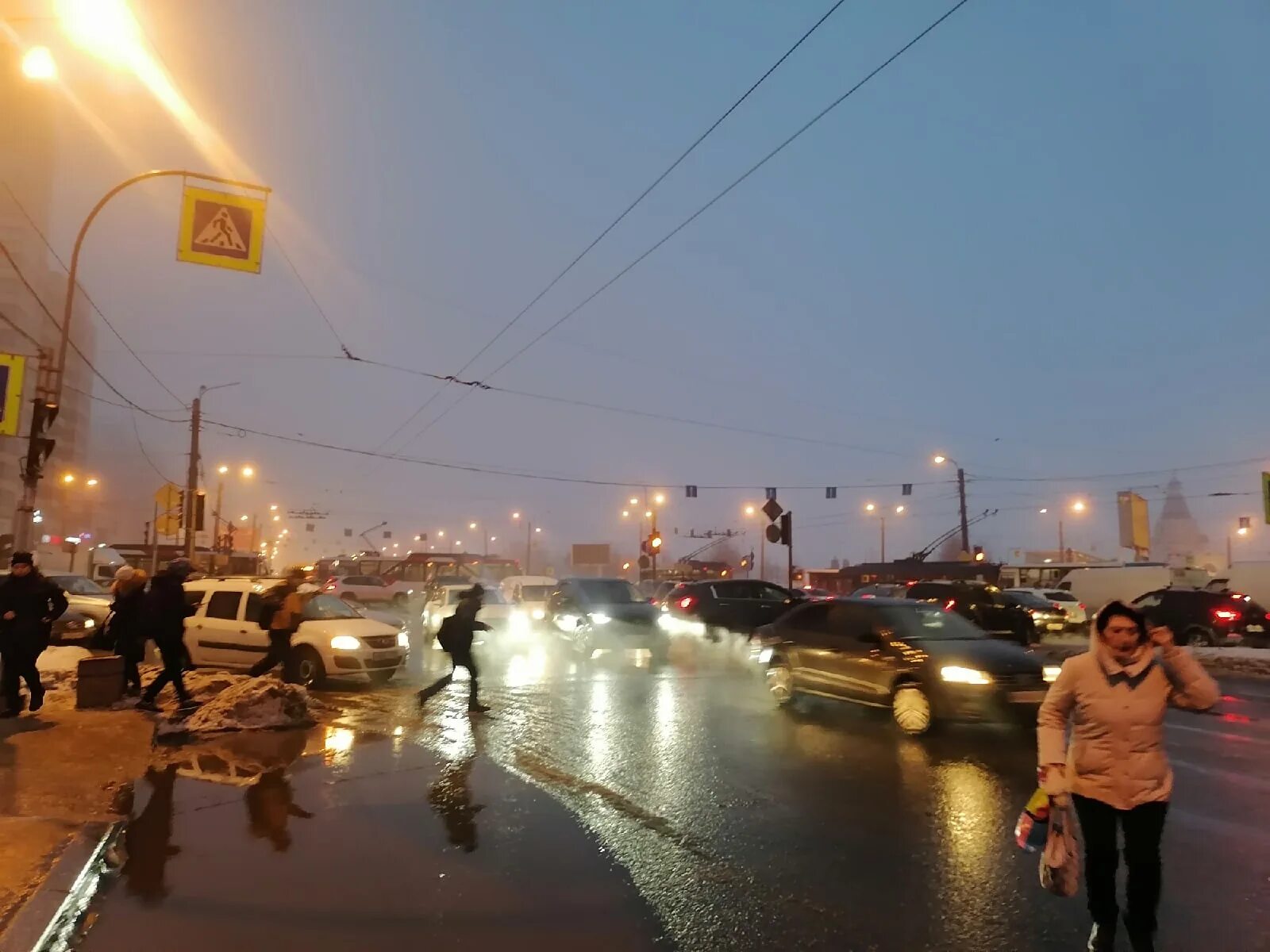 Обстановка на дорогах санкт петербурга. Питер снежные заносы. Невский проспект санкт-петербург пробки. Ситуация на дороге. Водители в санкт петербурге.