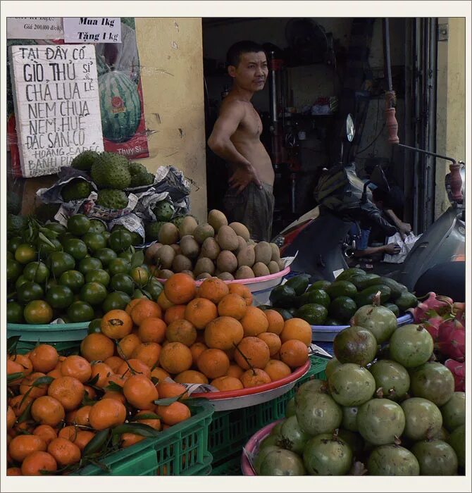 продавец фруктов на рынке. продавец фруктов на рынке. продавец фруктов на рынке. торговец на рынке. продавец фруктов на рынке.