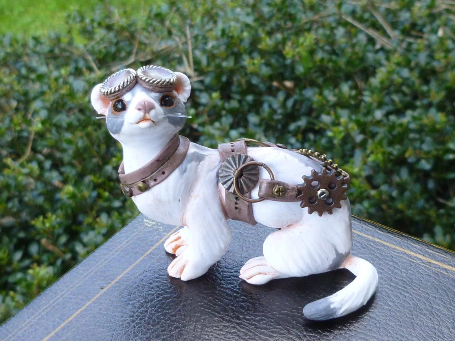 Монстрик из полимерной глины и меха. Игрушки из полимерной глины и меха. Игрушки из полимерной глины и меха. Авторские игрушки из полимерной глины. Игрушки иж полимерной глины.