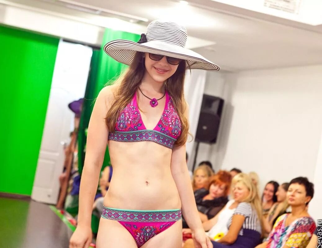 алессандра амбросио victoria's secret 2000.