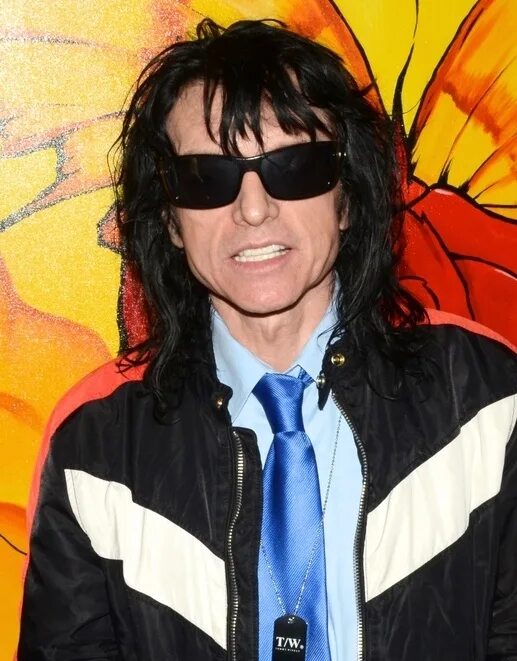 Tommy wiseau. Томми вайсо. джимми вайсо. tommy wiseau 80s. tommy wiseau in glasses and a coat.