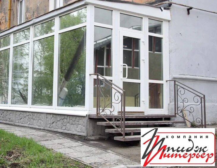 Пристройка к магазину. Пристройка к магазину. Пристройка балкона. Алютех 100 остекление террасы. Пристройка к зданию магазина.