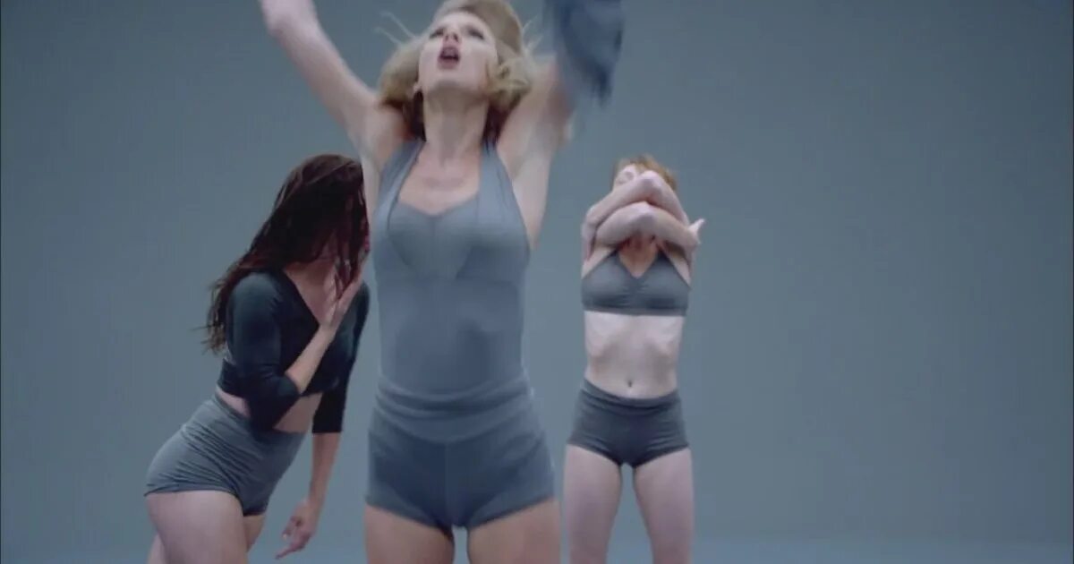 Тейлор Свифт Shake it off. Тейлор Свифт Shake it off клип. Taylor Swift - Shake it off тверк.