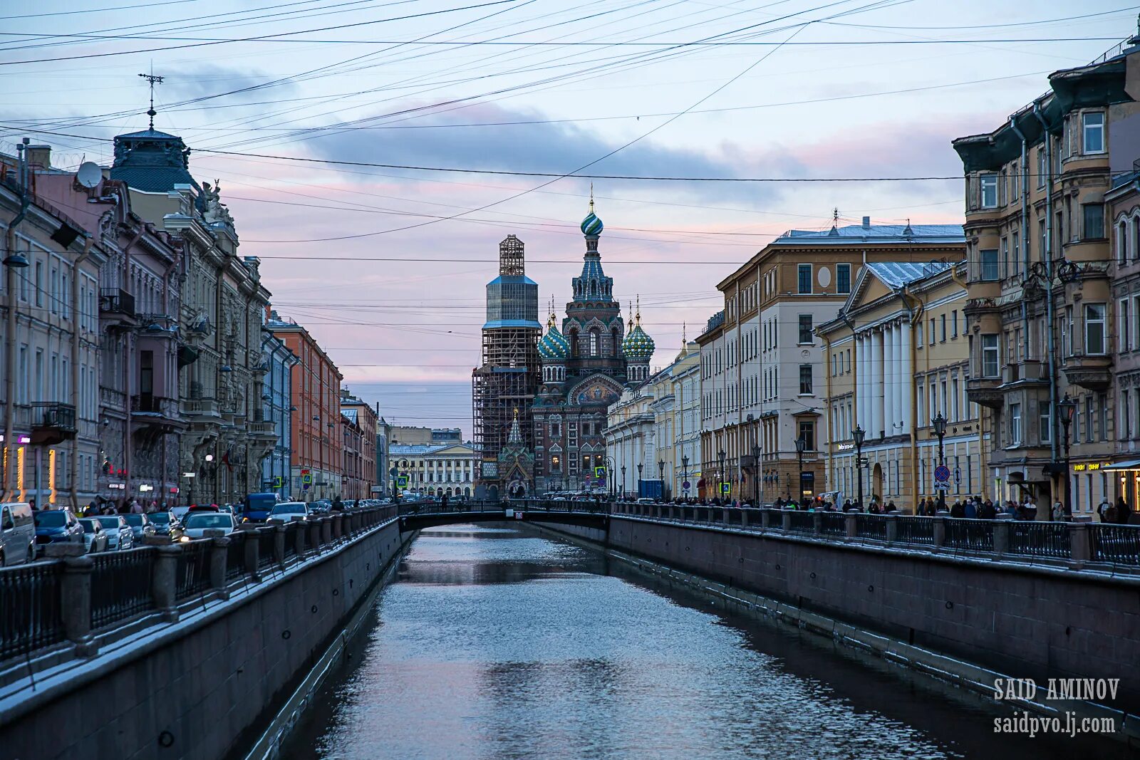 Погода питере на две. Красивые места в Питере. Питер самые красивые места. Красивые места в Питере для прогулки. Красивые дома Петербурга.