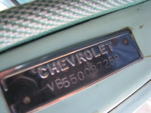 Где находится вин номер на шевроле. Шевроле ланос 2006 табличка вин. vin number plate chevrolet tahoe 410. vin number gmc 1500. chevrolet tahoe 2025 вин код.