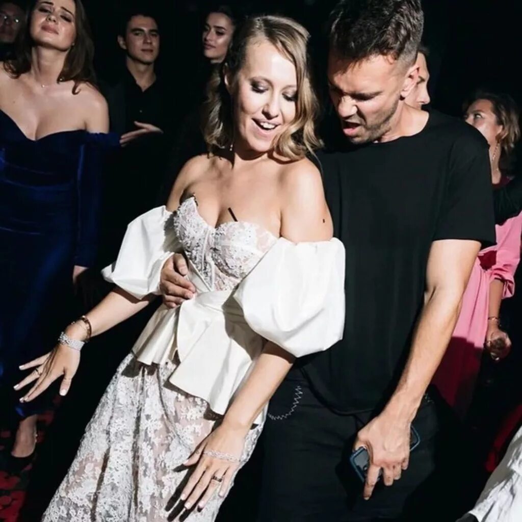 где была собчак вечеринка