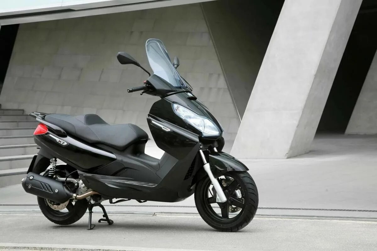 Скутер 17. Piaggio x7 125. Скутер Пьяджо. Скутер пиаджио. Пиаджио 4т.