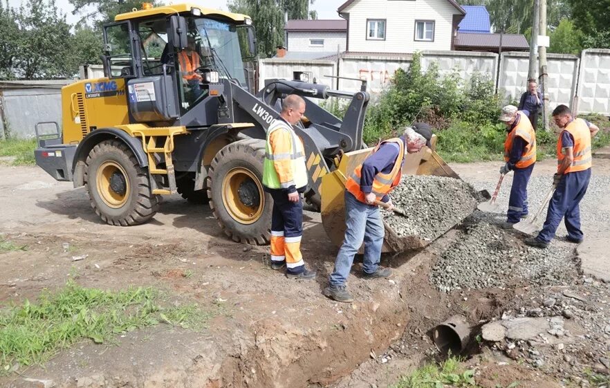 МУП дрэу Ижевск. МУП дрэу Кировского района. Дорожно-Ремонтное эксплуатационное. Оканавливание дороги.